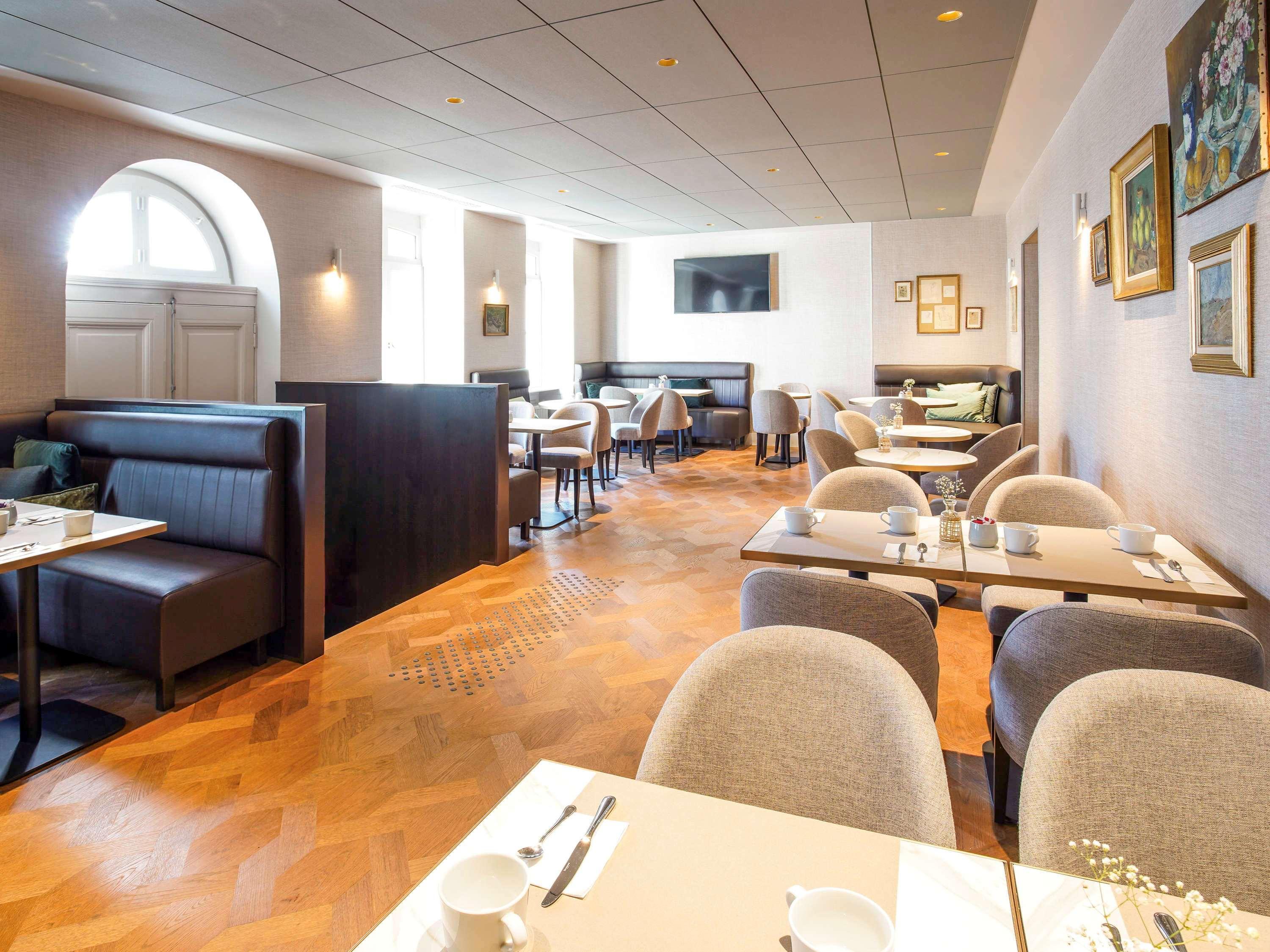 Mercure Centre Place Bretagne Hotel 4*