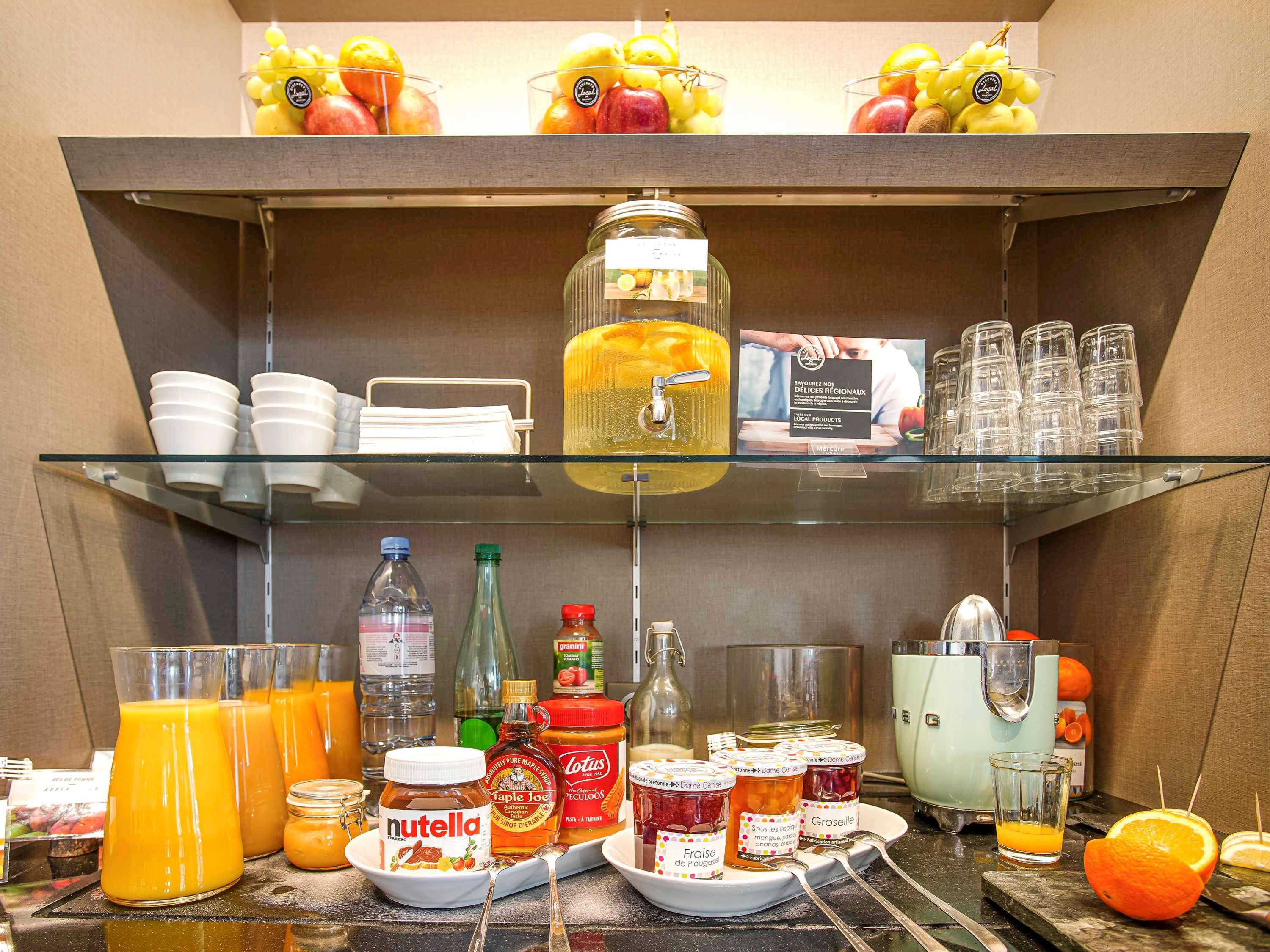 Hotel Mercure Centre Place Bretagne 4*