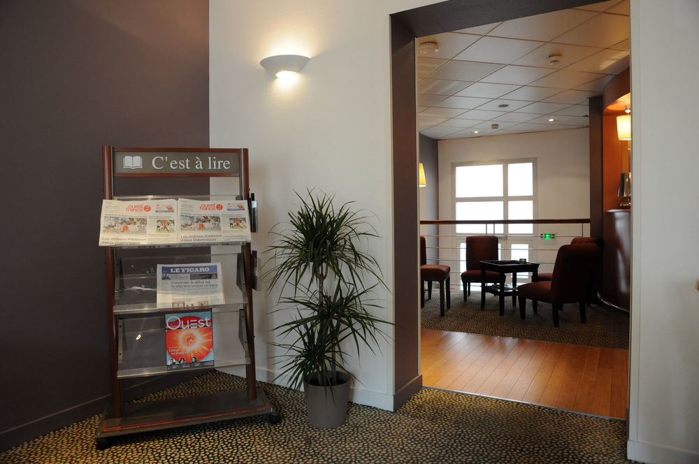 Mercure Centre Place Bretagne Hotel 4*