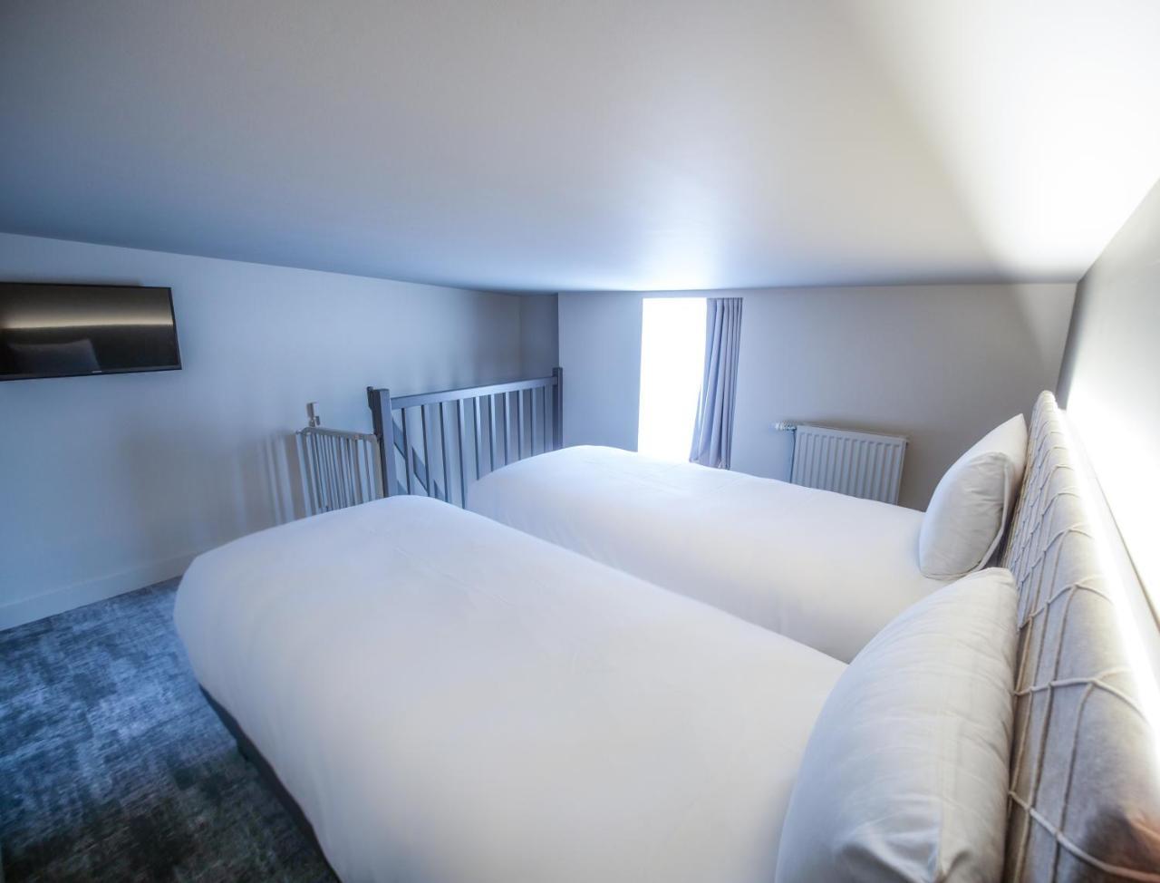 Mercure Centre Place Bretagne Hotel 4*