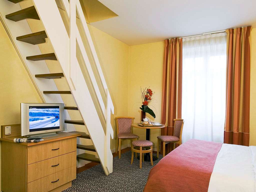 Mercure Centre Place Bretagne Hotel 4*
